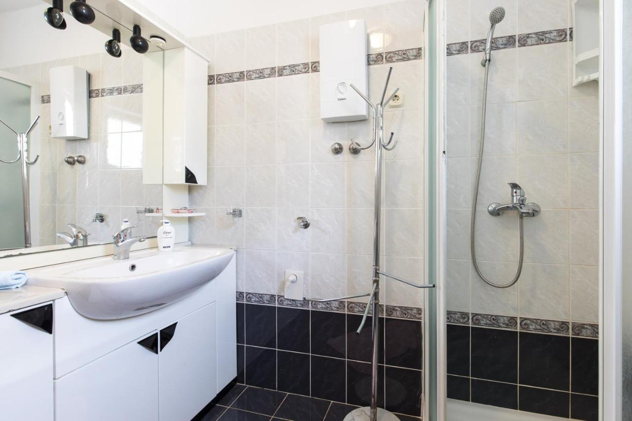 Apartmani Anita Punat Extérieur photo